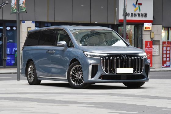 Luxury Plug In Hybrid Vehicles Voyah Dreamer PHEV Electric MPV 7 Seater