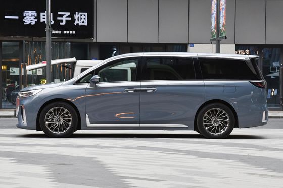 Luxury Plug In Hybrid Vehicles Voyah Dreamer PHEV Electric MPV 7 Seater